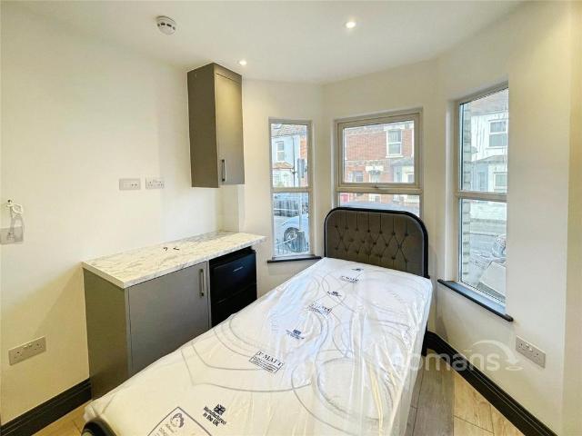 Norfolk Road, Reading, Berkshire, RG30 1 bed in a house share to rent £650 pcm £150 pw