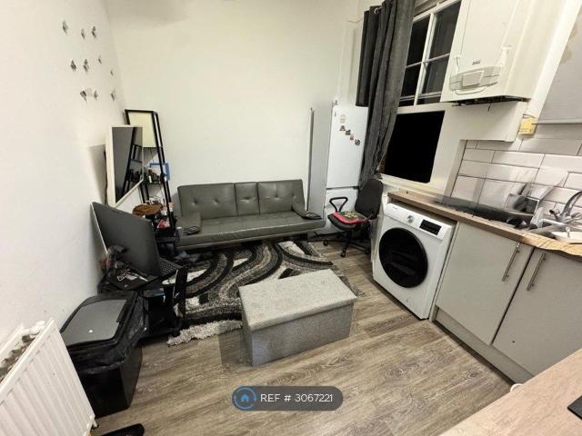 Norfolk Street, Wisbech PE13, 1 bed flat to rent, £500 pcm | PrimeLocation