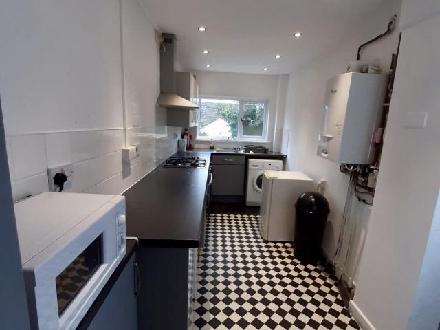 Norfolk Street, Mount Pleasant, Swansea SA1 6JE StudentDigz Ltd