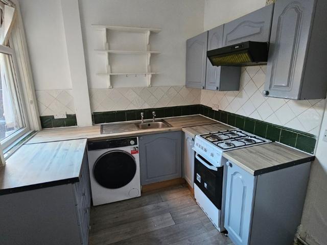 Norfolk Street, Salford M6, 3 bed terraced house to rent, £1,300 pcm | PrimeLocation