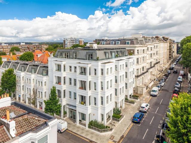 Norfolk Terrace, Brighton BN1, 2 bed flat to rent, £2,000 pcm | PrimeLocation