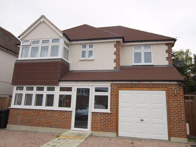 Nork Gardens, Banstead 4 bed detached house to rent £3,250 pcm £750 pw