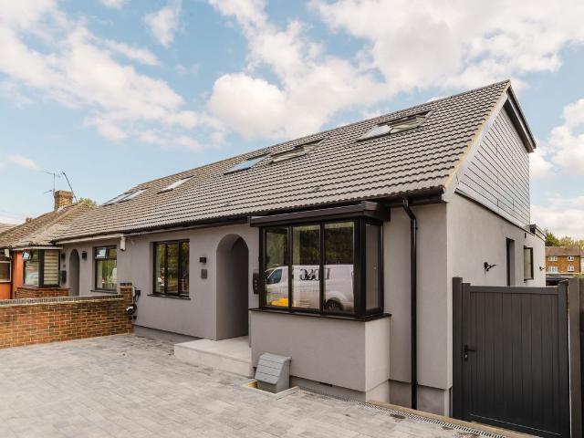 Norman Road, Belvedere DA17, 5 bed semi detached bungalow to rent, £3,500 pcm | PrimeLocation