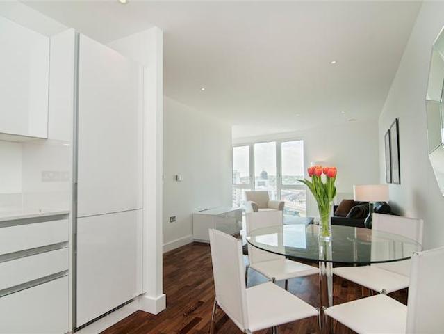 Norman Road London SE10 2 bed apartment to rent £2,700 pcm £623 pw