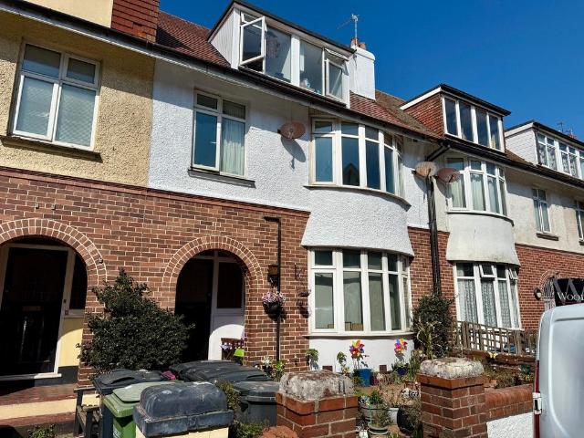 Norman Road, Paignton, TQ3 2 bed flat to rent £850 pcm £196 pw