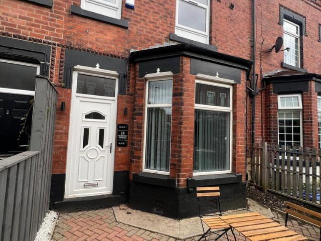 Norman Terrace, Leeds LS8 1 bed flat to rent £895 pcm £207 pw