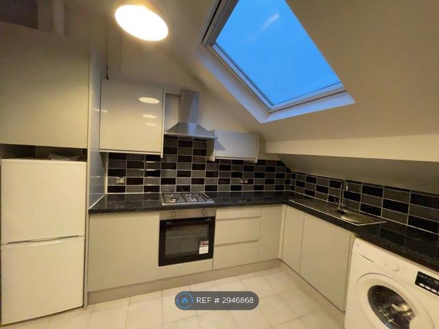 Norman Terrace, Leeds LS8, 1 bed flat to rent, £800 pcm | PrimeLocation