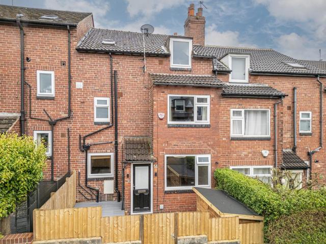 Norman View, Leeds LS5 3 bed terraced house to rent £1,295 pcm £299 pw