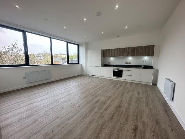 Normandy House, Alencon Link RG21, 2 bed flat to rent, £1,490 pcm | PrimeLocation