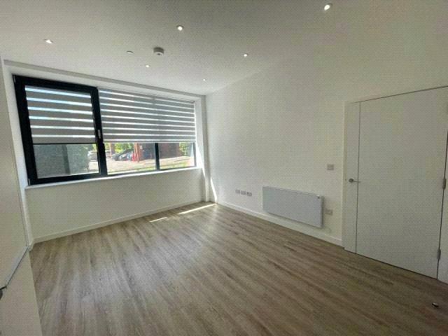 Normandy House, Basingstoke, RG21 1 bed flat to rent £1,195 pcm £276 pw