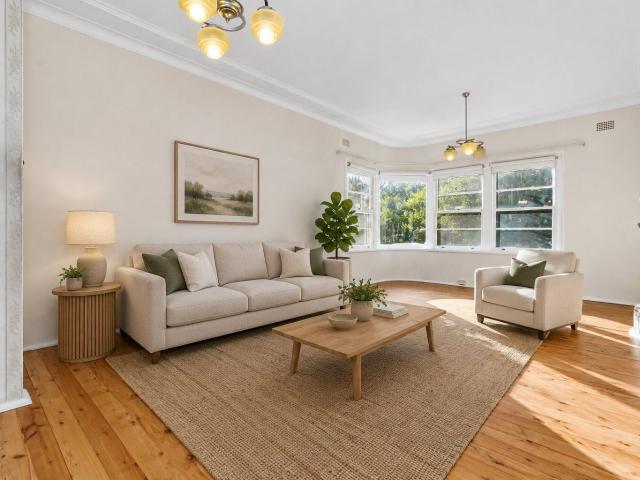 Normanhurst, 30 Denman Parade