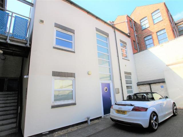 Normal Boot And Shoe, Talbot Road NN1, 2 bed detached house to rent, £1,050 pcm | PrimeLocation