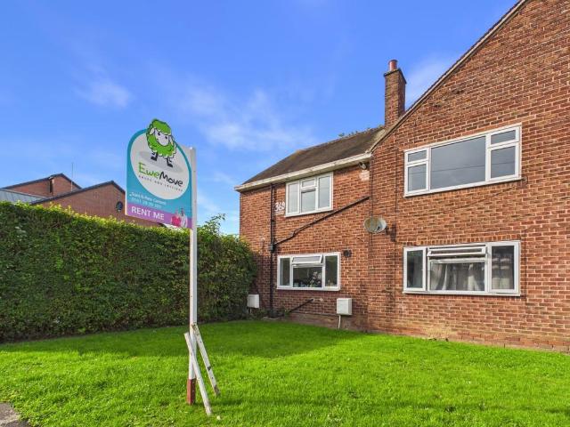 Norris Road, Sale M33 2 bed flat to rent £1,150 pcm £265 pw