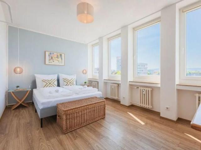 Nostalgia Family Apartment