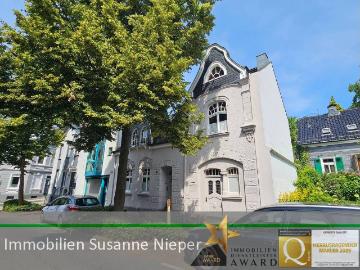 Nostalgie in schönster Form. Einfamilienhaus mit separatem Fabrikgebäude