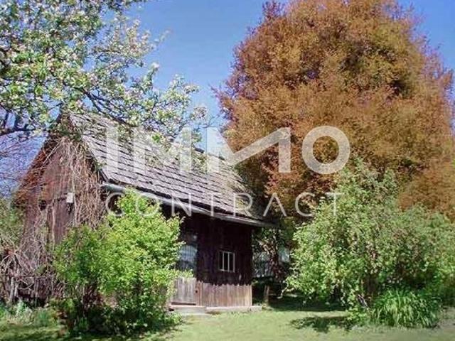Nostalgisches Einfamilienhaus mit Romantikgarten in 1.920qm Bauland
