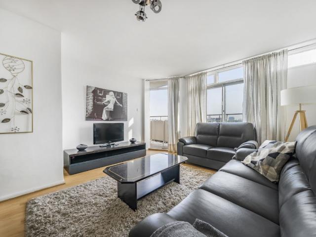 Notting Hill Gate, London W11, 2 bed flat to rent, £3,850 pcm | PrimeLocation