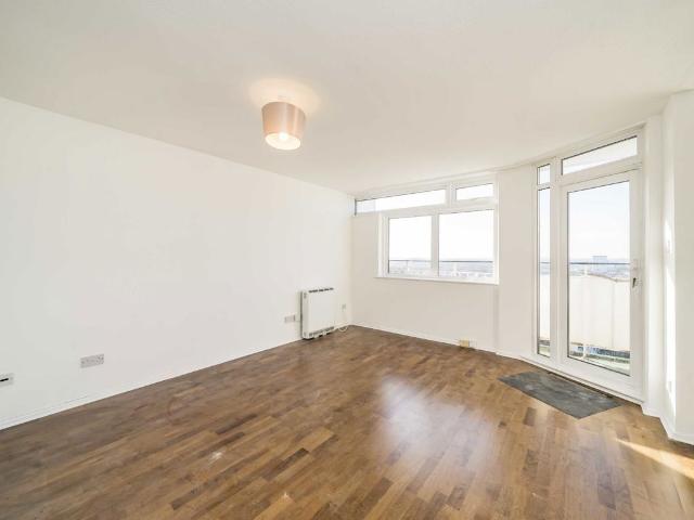 Notting Hill Gate, Notting Hill Gate W11, 2 bed flat to rent, £2,999 pcm | PrimeLocation