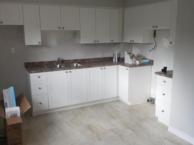 Nottingham Manor 2 Bedroom Home for Rent at 41 Nottingham Ave, Kitchener, ON N2B 1A1 Rosemount