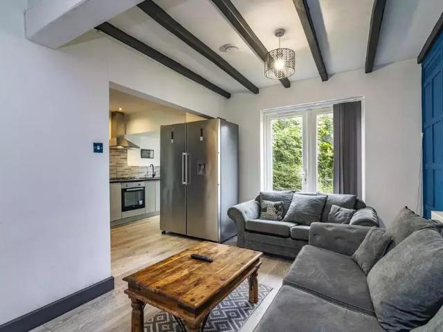 Nottingham NG7 6 bed semi detached house to rent £3,250 pcm £750 pw