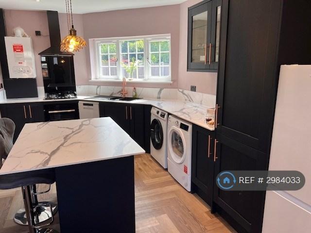 Nottingham, Nottingham, NG5 Studio to rent £1,000 pcm £231 pw