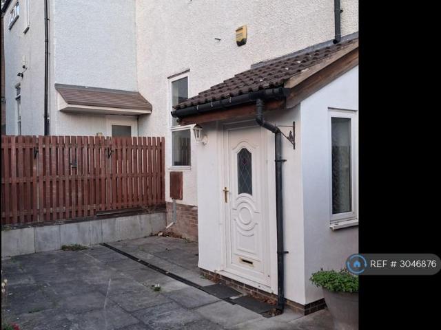 Nottingham, Nottingham, NG3 4 bed terraced house to rent £1,700 pcm £392 pw