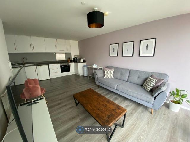Nottingham One Entrance D, Nottingham NG1, 2 bed flat to rent, £1,200 pcm | PrimeLocation