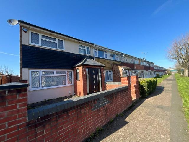 Nottingham Close, WATFORD 3 bed house to rent £1,850 pcm £427 pw