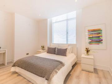 Nottingham Place, Marylebone, London. 1 bed flat to rent £7,042 pcm £1,625 pw