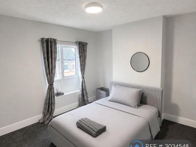 Nottingham Road, Alfreton, DE55 1 bed in a house share to rent £495 pcm £114 pw