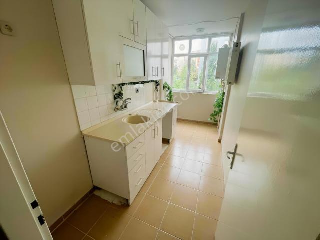 notu Oku Rumeli Sitesinde Arakat Yeni Boyalı 2+1 Kiralık Daire