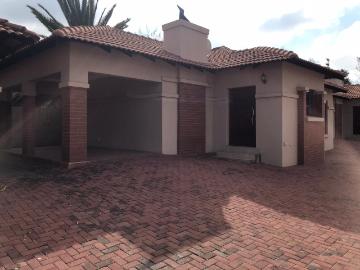 House to rent in Brackenhurst - Grill