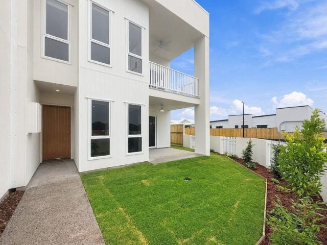 Not Your Typical Terrace! Space, Style & a Whole Lot More!