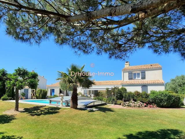 Notre Dame du Mont 85690 150 m² PISCINE 3 CHAMBRES + STUDIO TERRAIN 1 000 m²