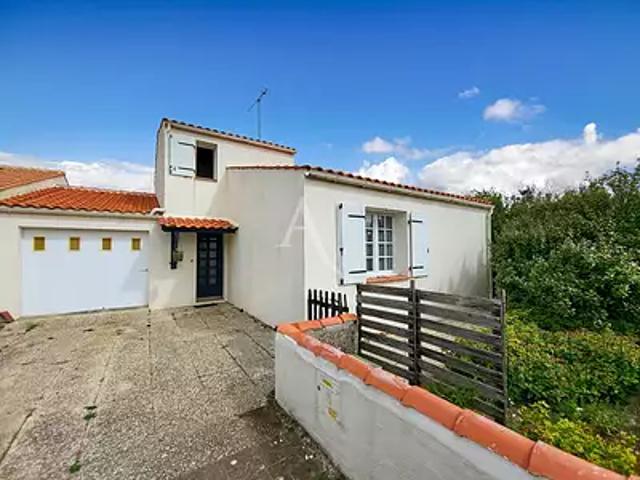 Notre Dame de Monts 85690 Achat / Vente maison 4 pièces t4 au dernier étage cave