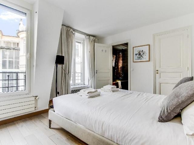 Notre Dame Galande 3 Bedrooms with AC