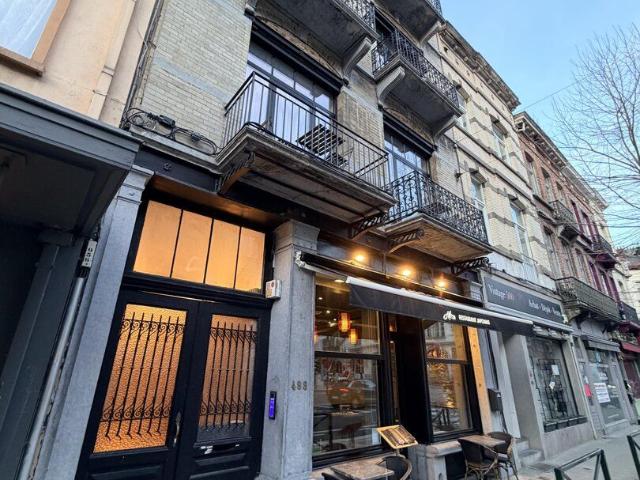 NOUVEAU Ce charmant appartement meublé d’environ.