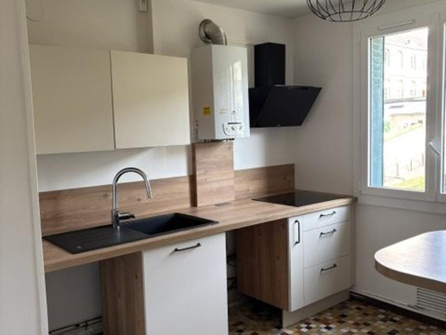 Nouveauté à la location Appartement de type F4 de 67.73m² avec balcon, box, ca