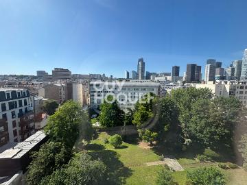 NOUVEAUTE Beau studio meublé 14.65 m² VUE DEGAGEE Puteaux