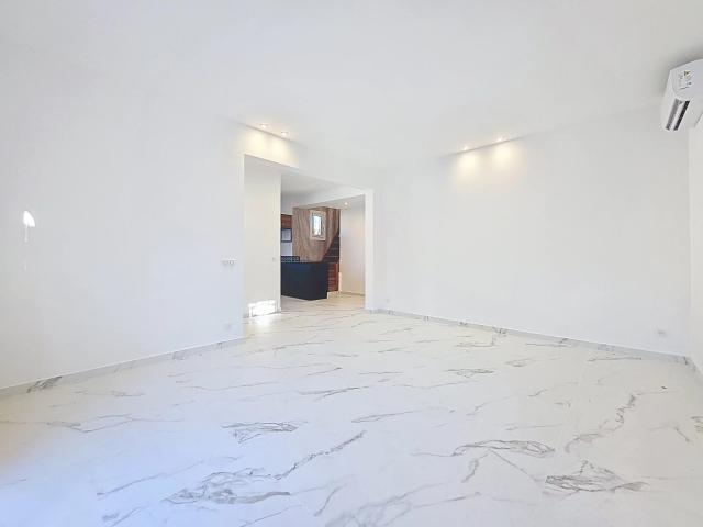NOUVEAUTE: MAISON DE VILLE INDIVIDUELLE 4P EN PARFAIT ETAT ET AU CALME !