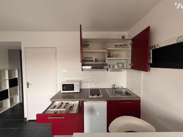 NOUVEAUTE ! Studio meublé à RENNES 35, 34 rue de Paris. Venez découvrir ce joli studio me.
