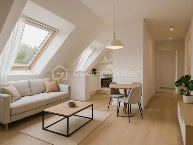 ? T2 45 m² – Dernier étage – Balcon + Box – Idéal résidence ou investissement