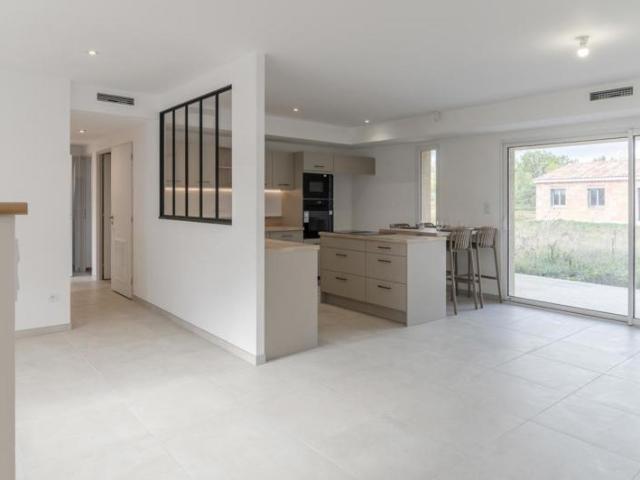 Maison neuve 2026, T5 117 m² – Revel centre – Jardin 726 m² & prestations premium