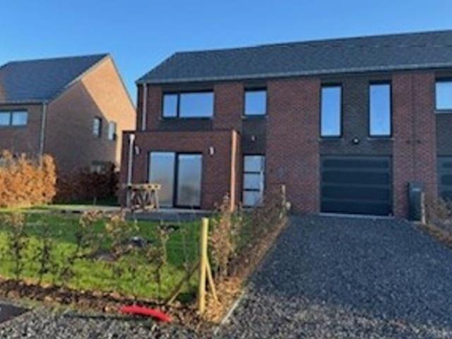 Nouvelle maison à louer