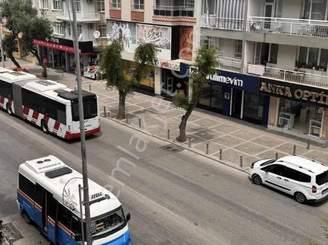 Novuss Gayrimenkul/menderes Caddesinde Arakat Full Yapılı 3+1