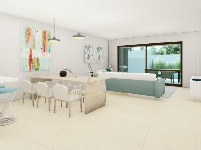 Nova Moradia moderna Com Piscina em Almádena, Praia da Luz. 215m² Luz