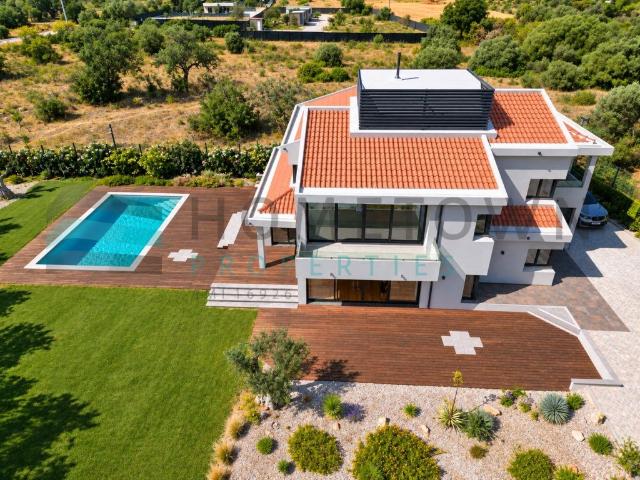 Nova moradia V5 Fonte Santa 271m² Quarteira