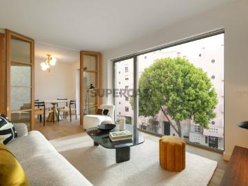 Apartamento T2 Rua Carlos George s/n Olivais Lisboa