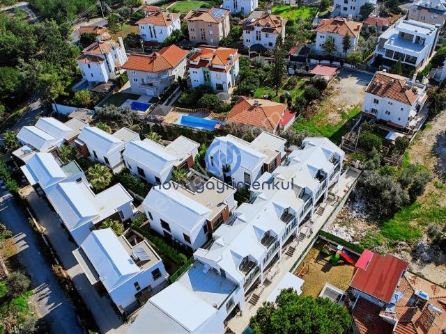 nova* Kuyuluk'ta Şirin Konsept Ekstralı 3+1 Tripleks Villa