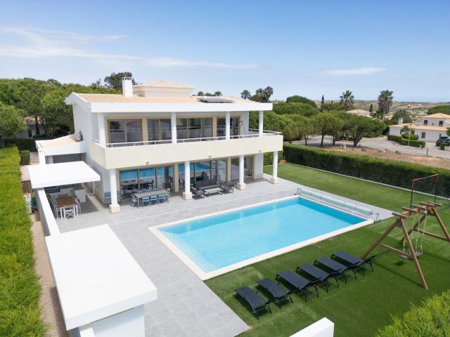 Nova Vila de Luxo com Anexo Independente — Costa Vicentina. 404m² Barão De São Miguel